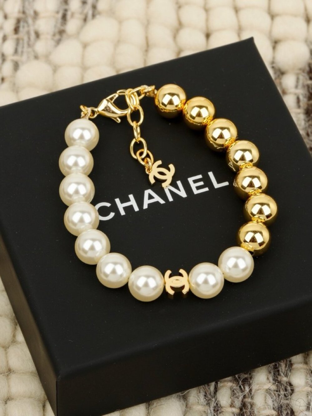 Chanel Faux Pearl & Gold-Tone CC Bead Bracelet – Like New, Worn Twice